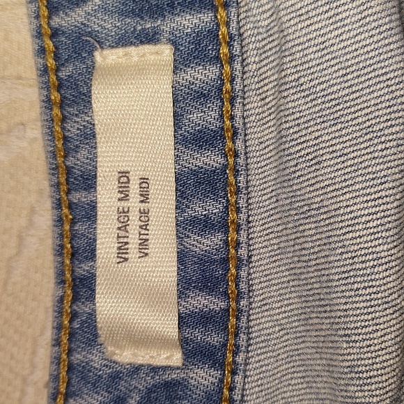 Universal Thread Jean Shorts - Picture 5 of 6